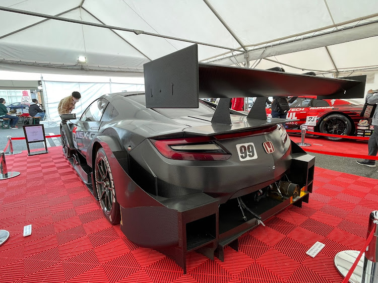 WRX STIのSUPER GT・スーパーオートバックス小山・ヒヤリハット・VERUS ENGINEERING・漢の一本出しに関するカスタム事例の投稿画像6枚目