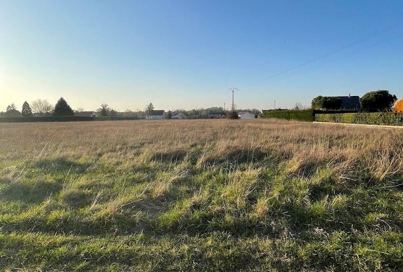  Vente Terrain à bâtir - 620m² à La Croix-en-Touraine (37150) 