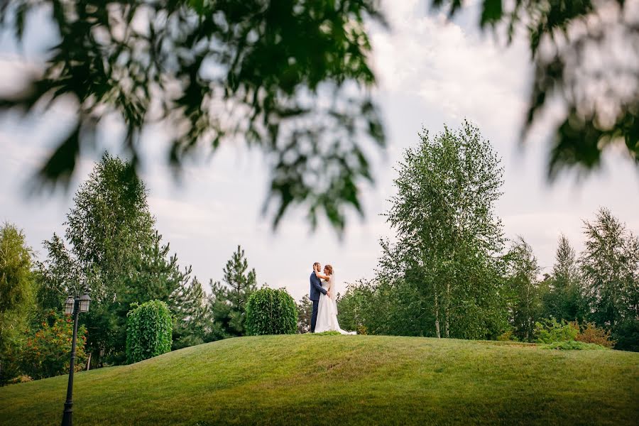 婚禮攝影師Alena Maksimchuk（alenmax）。2017 8月10日的照片