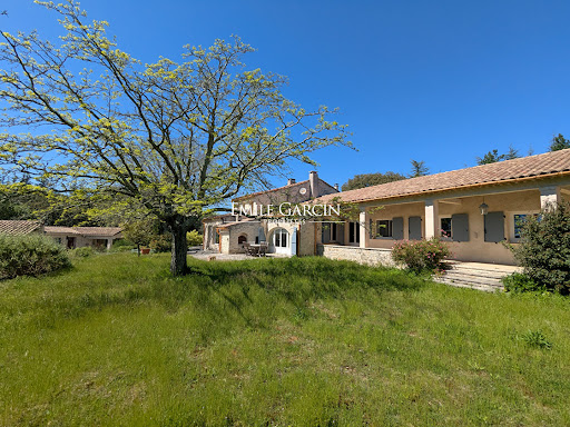 House with pool 1