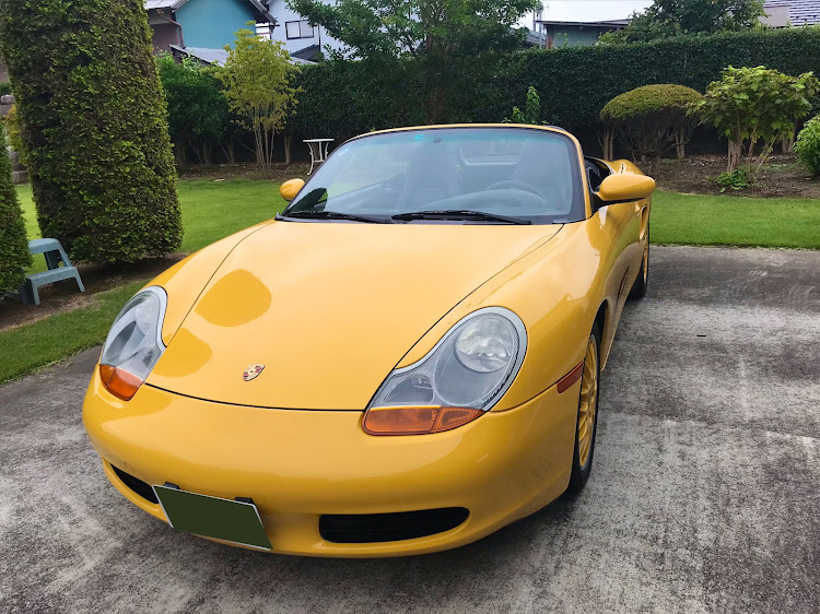 ボクスターのエクスクルーシブ・スピードイエロー・986boxster・ボクスター乗りのみなさまよろしくお願いしますに関するカスタム事例の投稿画像2枚目