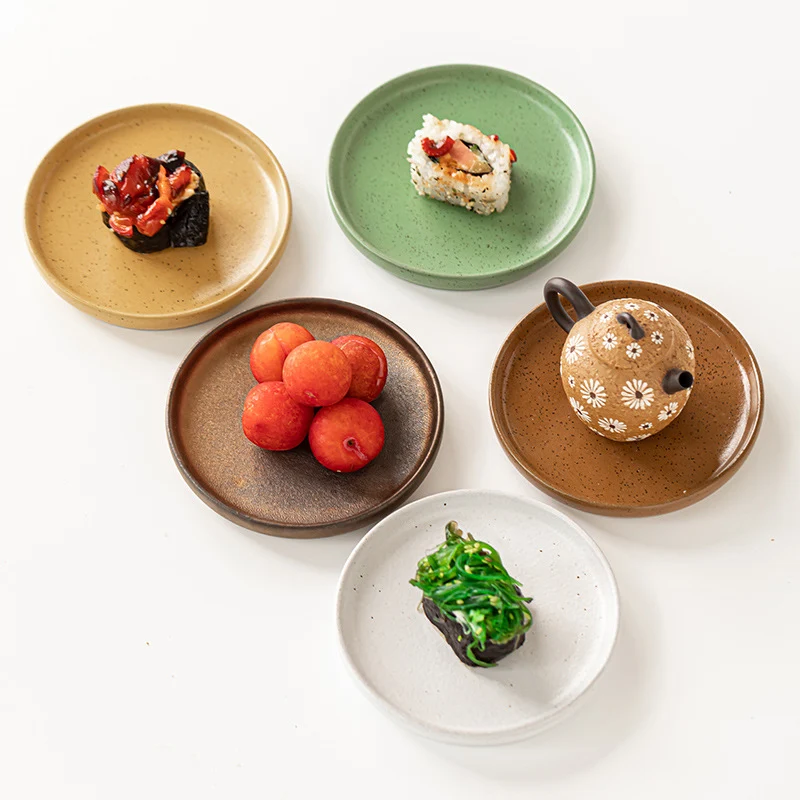 Ceramic Burning Bone Dish Retro Plate. A good-looking and stylish cold dish plate, perfect for serving appetizers and ad