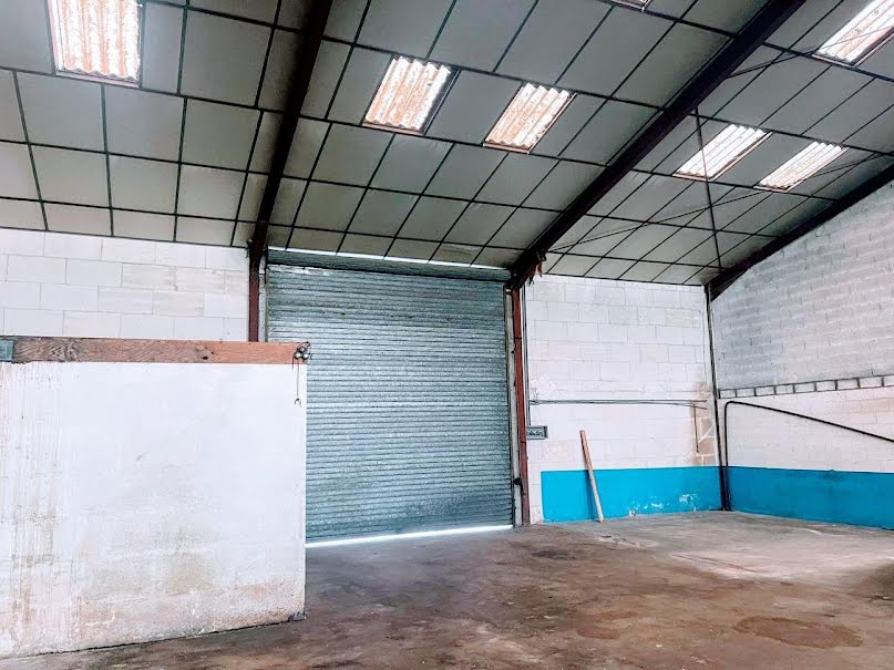 Vente locaux professionnels 1 pièce 400 m² à Morlaàs (64160), 193 500 €