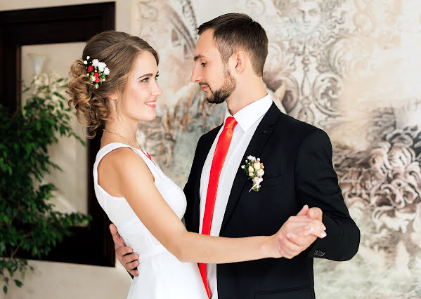 婚禮攝影師Yuliya Krasovskaya（krasovska）。2017 4月25日的照片