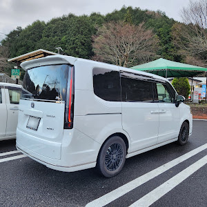 ステップワゴン RP8