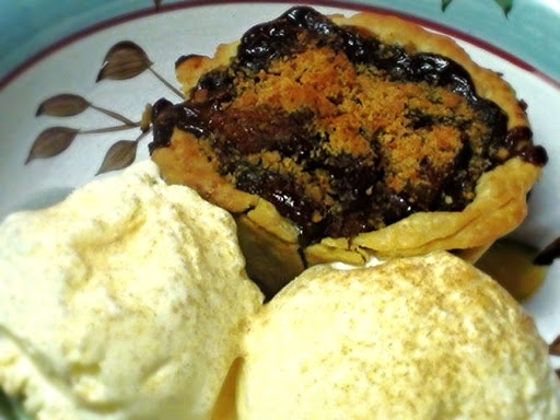 Warm spicy sweetness, perfect for a cold snuggle night with the hubby and kids. Tastes fantastic just out of the oven with Vanilla Bean Ice cream.