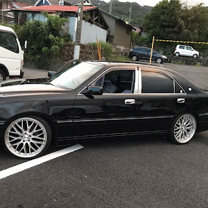 クラウンセダン