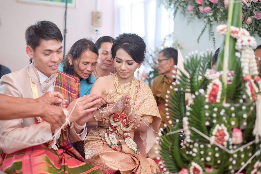 Wedding photographer Chalermwut Poklang (chalermwutfoto). Photo of 8 September 2020