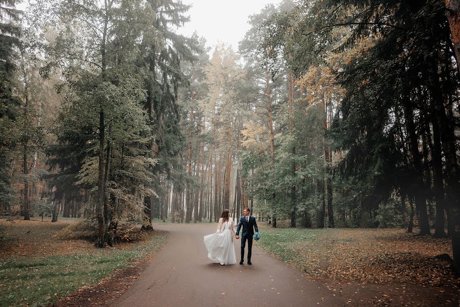 Fotógrafo de bodas Marina Zhazhina (id1884914). Foto del 12 de octubre 2022