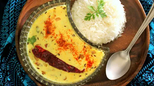 Kadi Pakoda With Basmati Rice