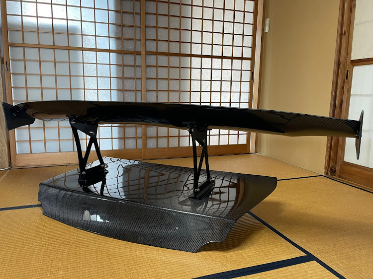 NISSAN GT-Rの実家の和室でコソコソ🤫・GTウイング・イジるって楽しい😍・DIY・カーボン増し増し😍に関するカスタム事例の投稿画像10枚目