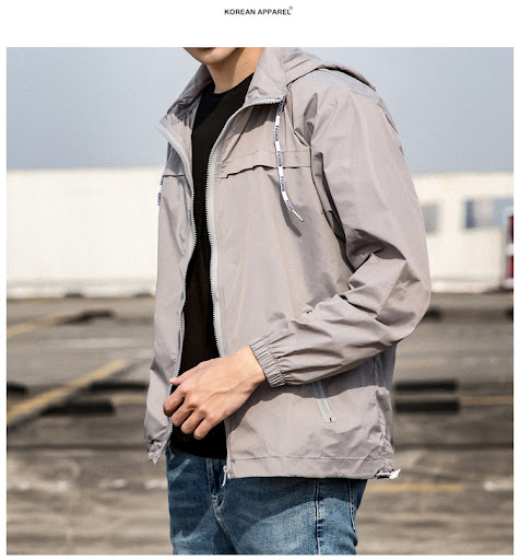 Title 12, SPORTIEF Windbreaker for sports and outdoor act...
