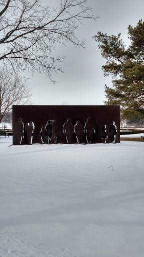 Tableau In Steel - Regner Park