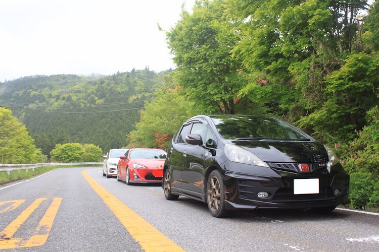 フィットのWRX S4・86前期・峠ドライブに関するカスタム事例の投稿画像2枚目