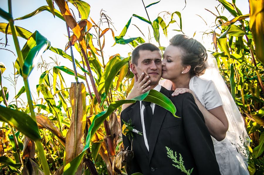 Fotógrafo de casamento Daniel Świst (danielswist). Foto de 1 de abril 2016