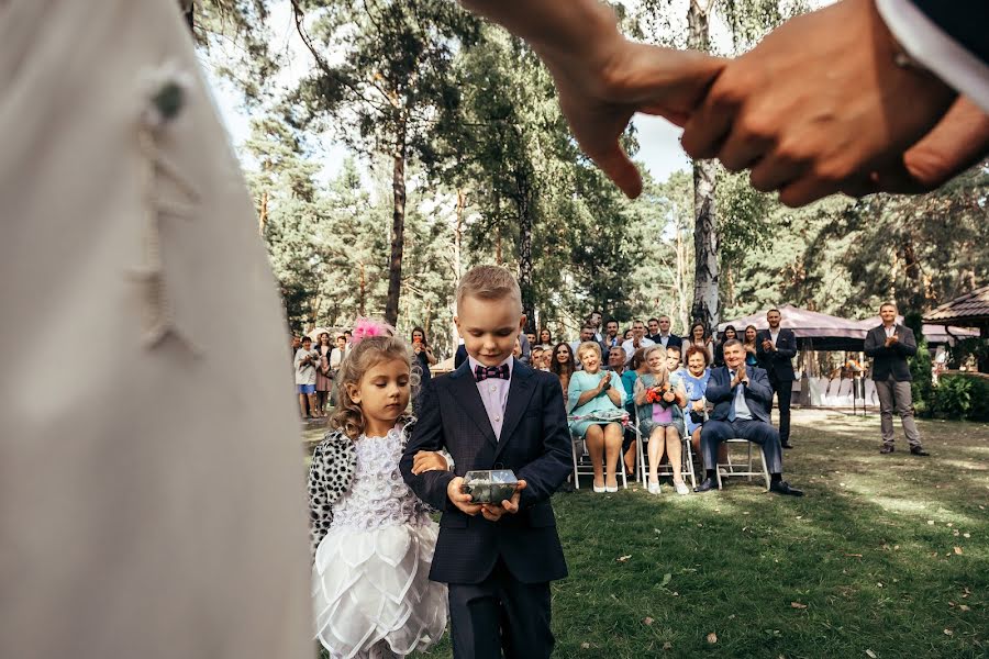 Nhiếp ảnh gia ảnh cưới Misha Shuteev (tdsotm). Ảnh của 10 tháng 3 2020