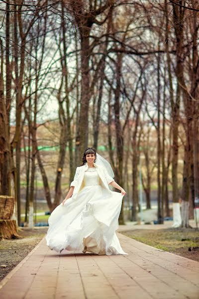 Fotograful de nuntă Elena Bykova (eeelenka). Fotografia din 19 aprilie 2016