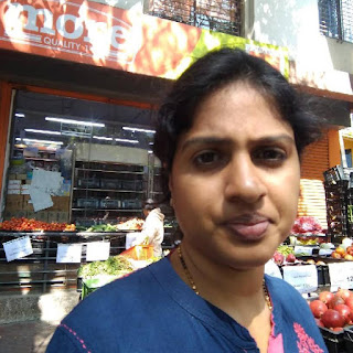 Lavina Kalkur at More Supermarket, Giri Nagar,  photos