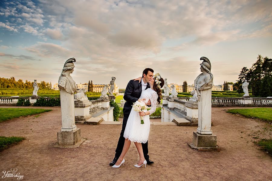 Wedding photographer Yana Yavorskaya (yanna1383). Photo of 19 July 2015