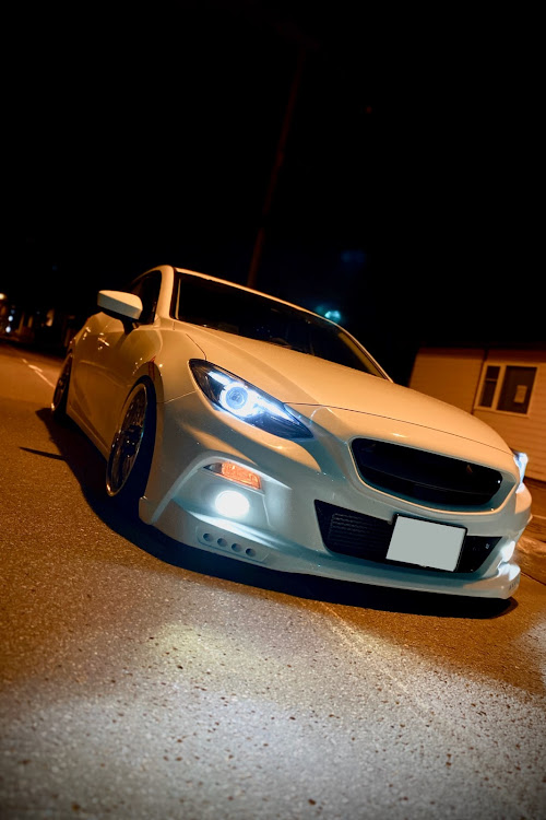 アクセラスポーツの車高短・エアロ・#オートエグゼバンパー・BMアクセラに関するカスタム事例の投稿画像1枚目