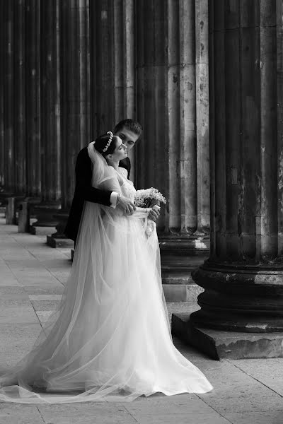 Fotografo di matrimoni Taras Mizak (berlinwed). Foto del 14 ottobre 2023