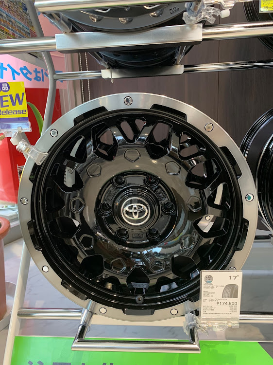 エクストレイルのT31エクストレイル・T31・BFグッドリッチ　K02・エクストレイル・タイヤ・ホイール紹介に関するカスタム事例の投稿画像4枚目