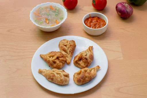 Fried Chicken Momos [5 Pieces]