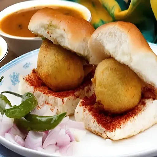 Bombay Vada Pav [2 Pieces] + 250 Ml Cold Drink