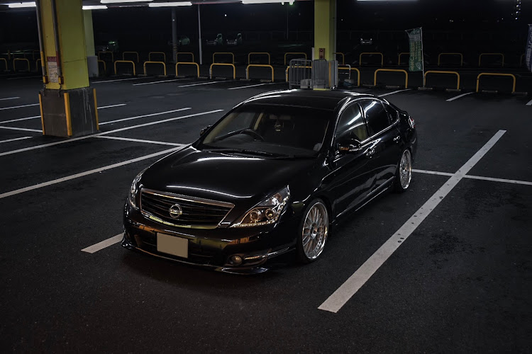 ティアナのドライブ・DIY・ホイール交換・車高調整に関するカスタム事例の投稿画像1枚目