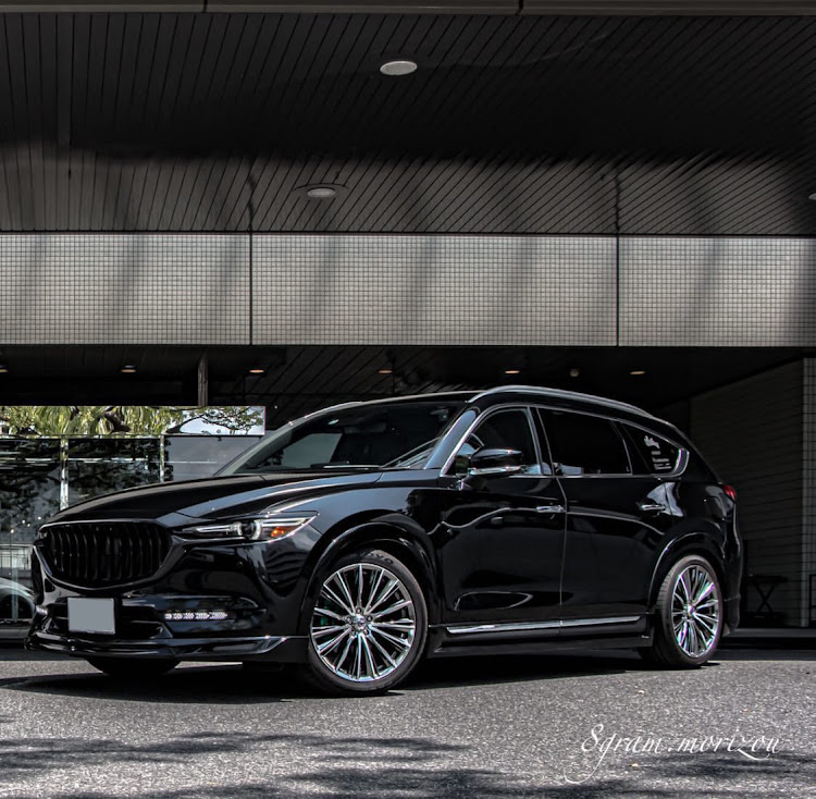 CX-8のcx8styleオフ・USヘッドライト・マークレスグリル・admiration・ピックアップに選ばれたいに関するカスタム事例の投稿画像2枚目