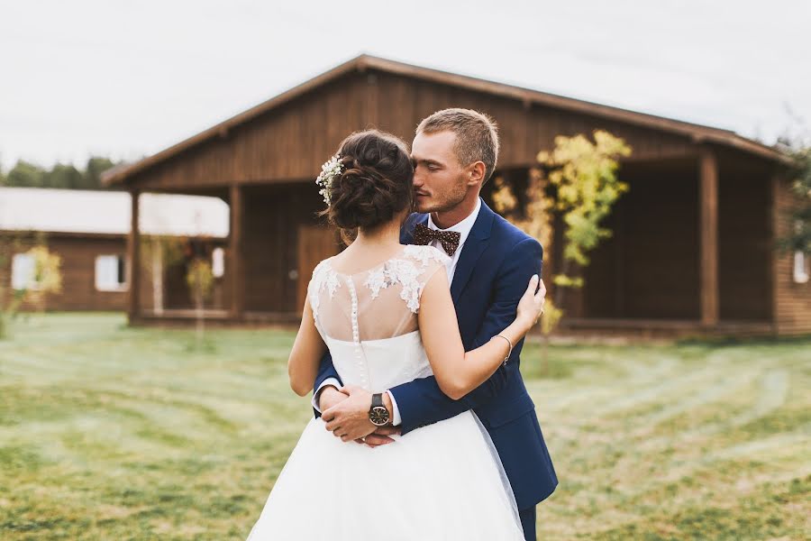 Fotografo di matrimoni Katerina Grishekina (glediska). Foto del 3 febbraio 2016