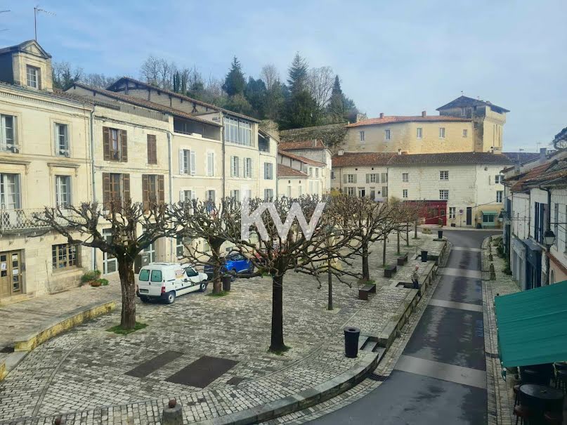 Vente maison 4 pièces 156 m² à Aubeterre-sur-Dronne (16390), 264 000 €