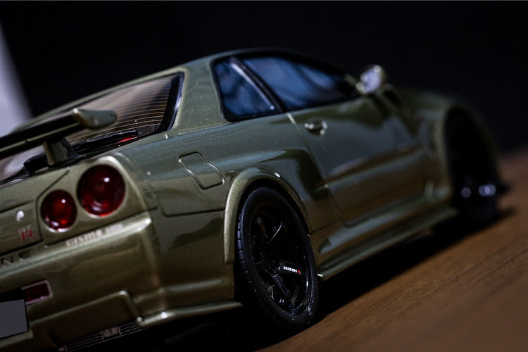 スカイライン GT-Rの1/18ミニカー・z-tune・bnr34・梅雨に関するカスタム事例の投稿画像1枚目