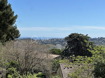 propriété à Toulon (83)