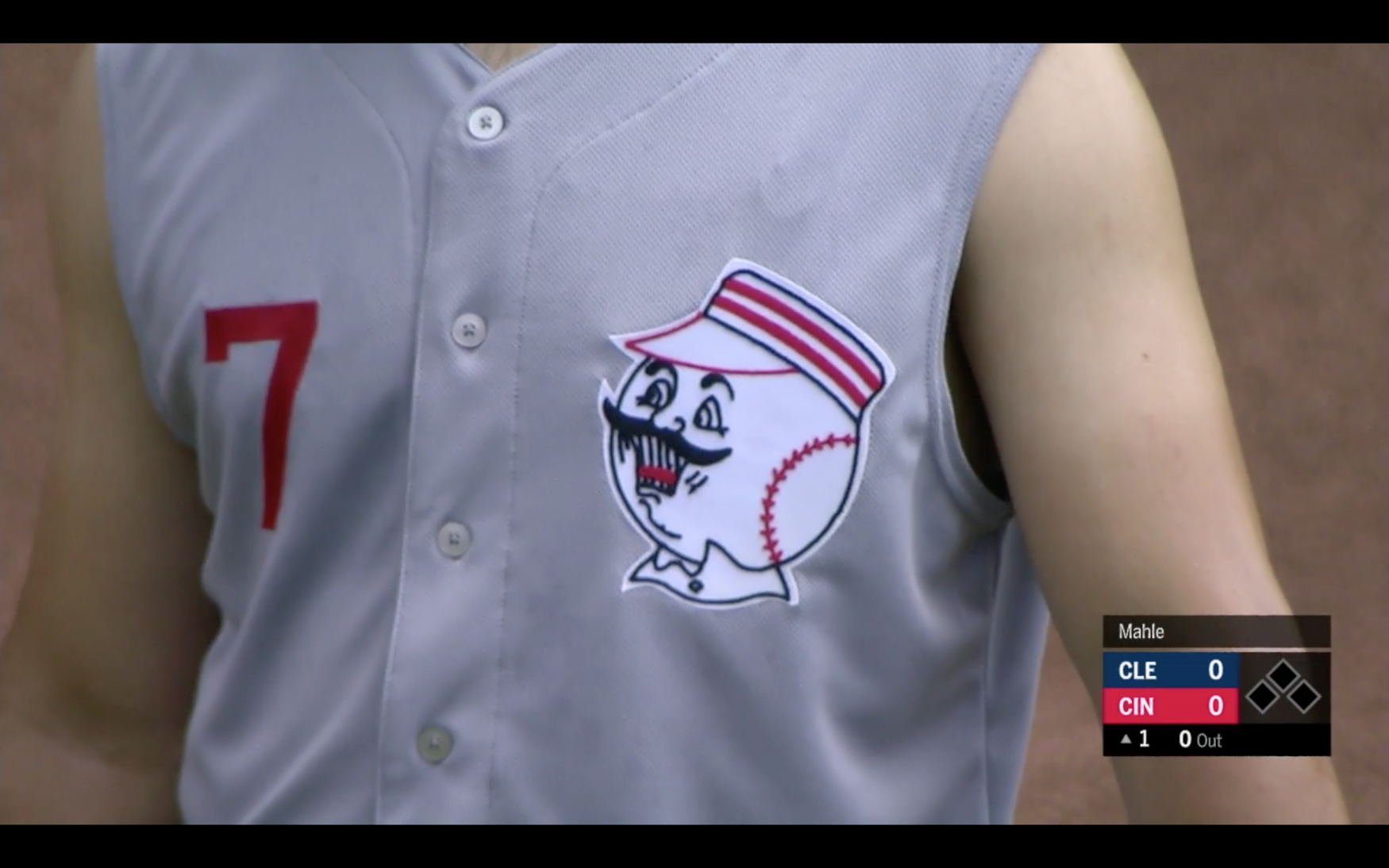 Reds wear sleeveless 1956 throwback jerseys