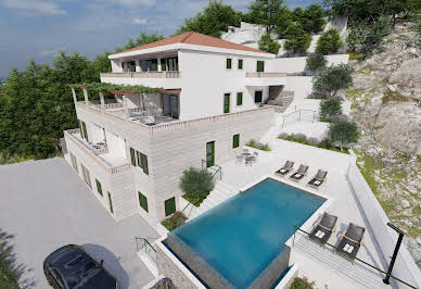 House with pool and terrace 2