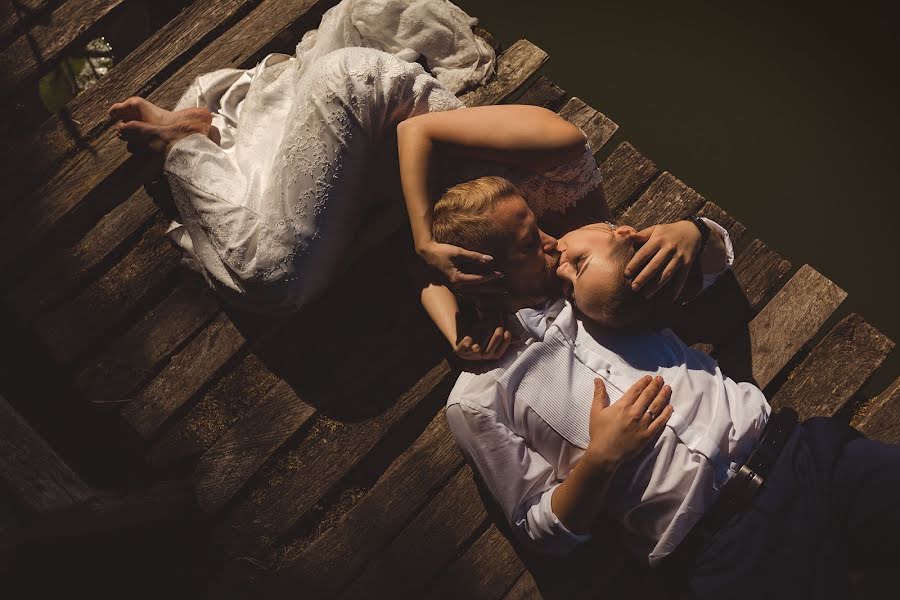 Fotógrafo de casamento Marcin Szwarc (szwarcfotografia). Foto de 18 de junho 2018