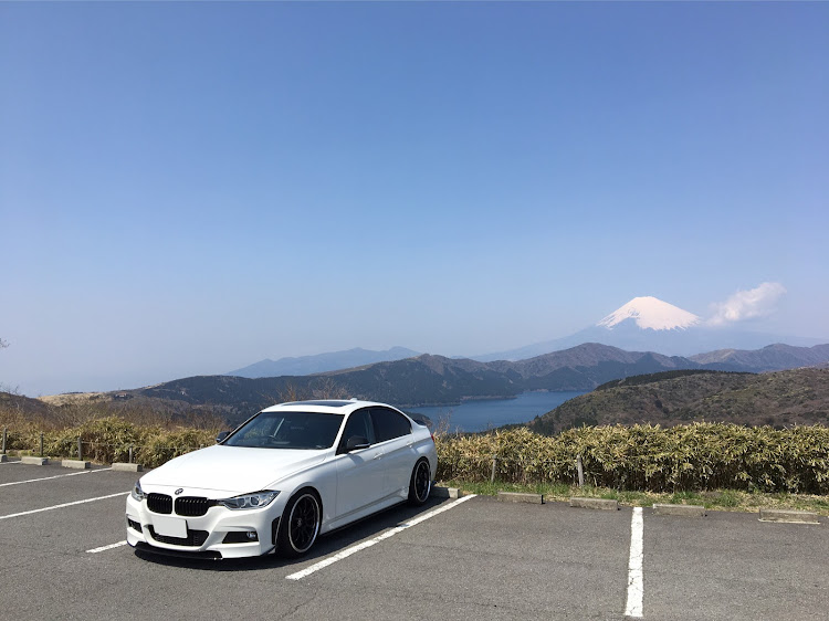 3シリーズ セダンの宮ヶ瀬・箱根スカイライン・芦ノ湖スカイライン・三国峠・道志みちに関するカスタム事例の投稿画像4枚目