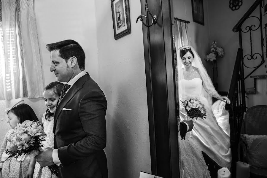 Wedding photographer Juanma Moreno (juanmamoreno). Photo of 12 September 2017