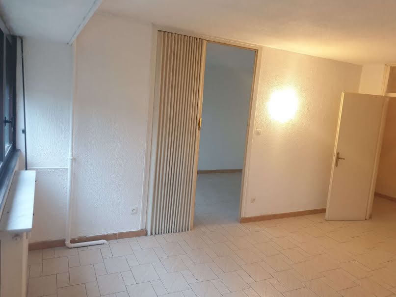 Vente appartement 4 pièces 75 m² à Grenoble (38000), 94 000 €