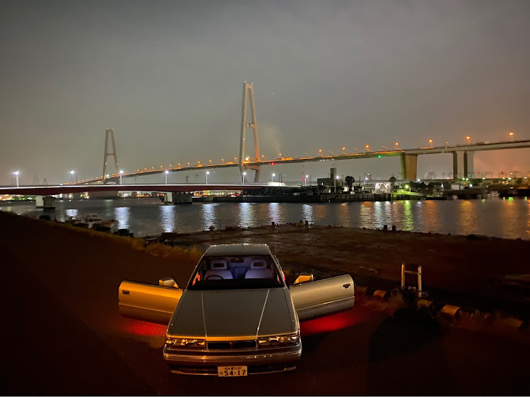 レパードのレパードF31・ゴールドツートン・日産レパード・あぶない刑事・レパードに関するカスタム事例の投稿画像2枚目