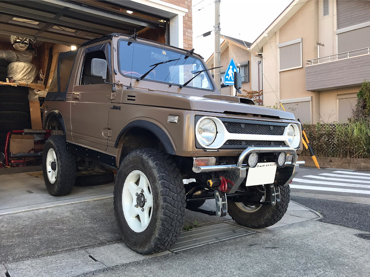 ジムニーのカラードアミラー・特注？・自家塗装に関するカスタム事例の投稿画像1枚目