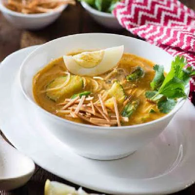 Khao Suey Chicken Soup