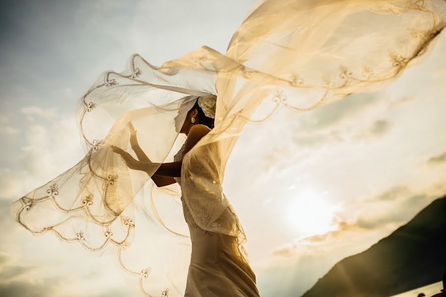 Fotografo di matrimoni Momo Wedding (viethunglee). Foto del 8 luglio 2016