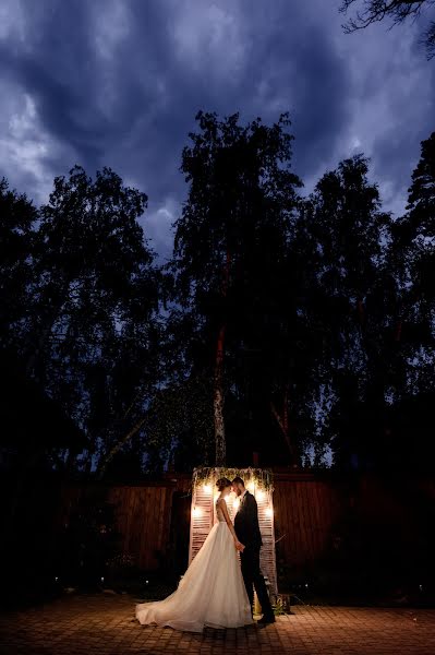 Fotografer pernikahan Yuriy Sushkov (hors). Foto tanggal 28 Juli 2017