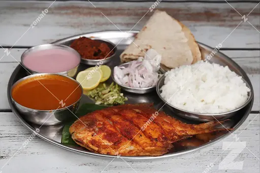 Pomfret Tawa Fry Thali