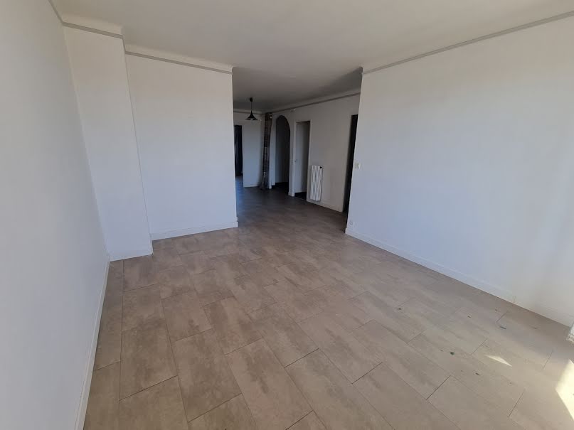 Vente appartement 3 pièces 65 m² à Avignon (84000), 127 000 €
