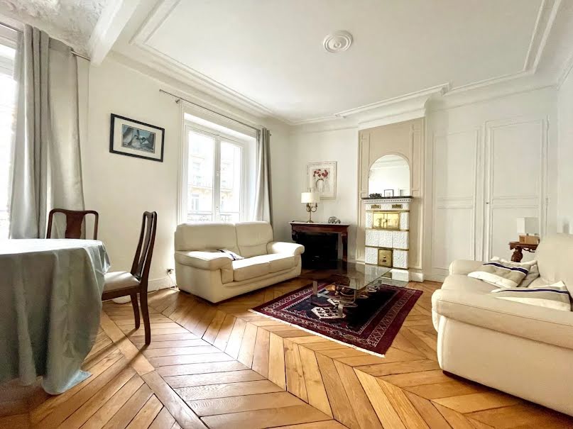 Location meublée appartement 2 pièces 60 m² à Paris 17ème (75017), 2 080 €