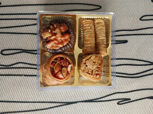 Gourmet Nut Mix Assorted Baklava Box