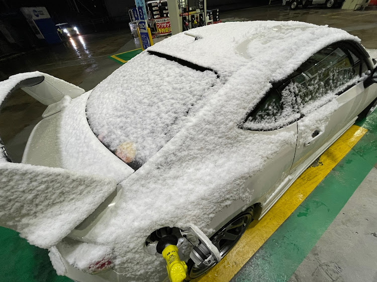 86の大雪警報・積雪・雪・雪コラボに関するカスタム事例の投稿画像2枚目
